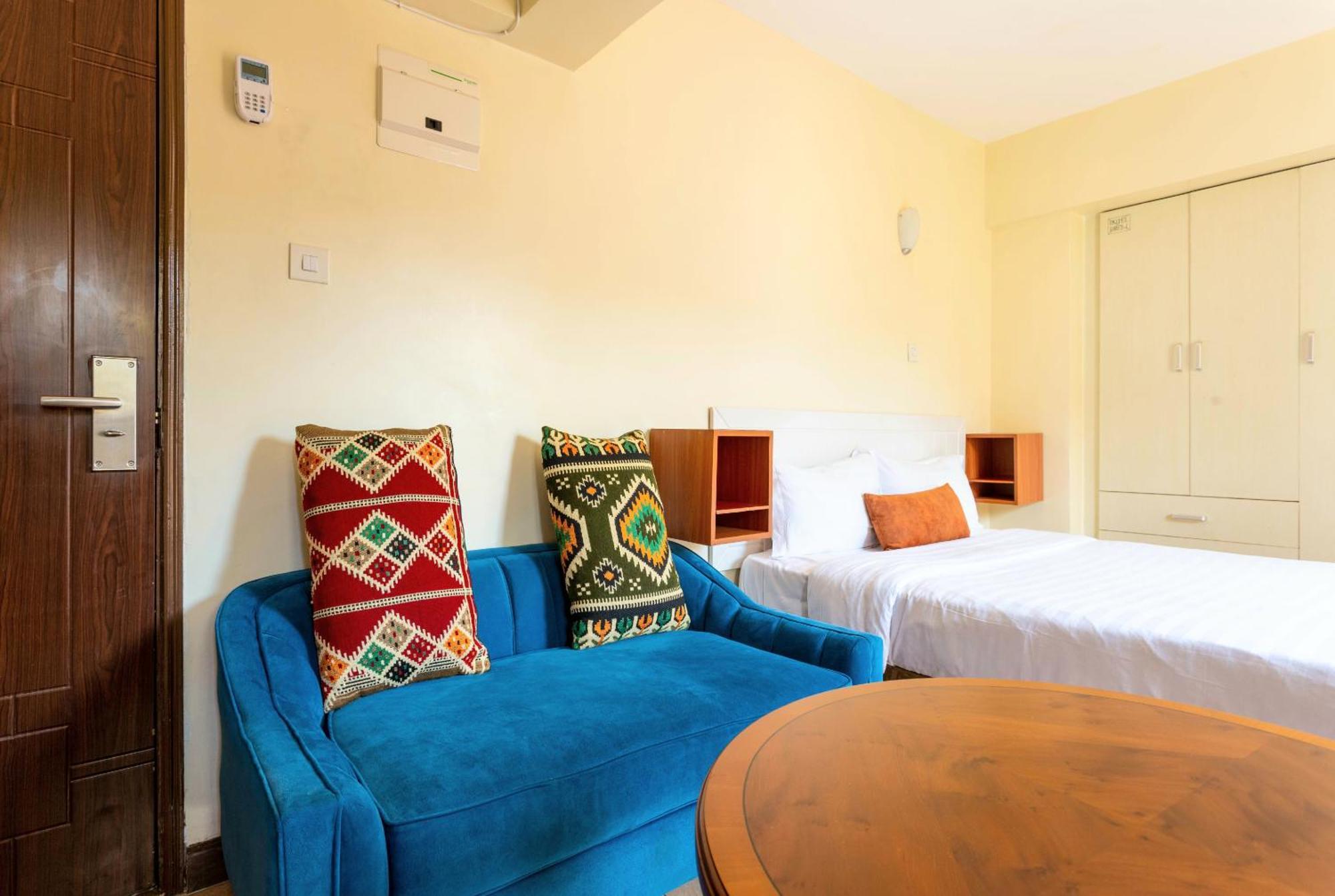 City View With Rooftop Pool - Studio Nairobi Exterior photo
