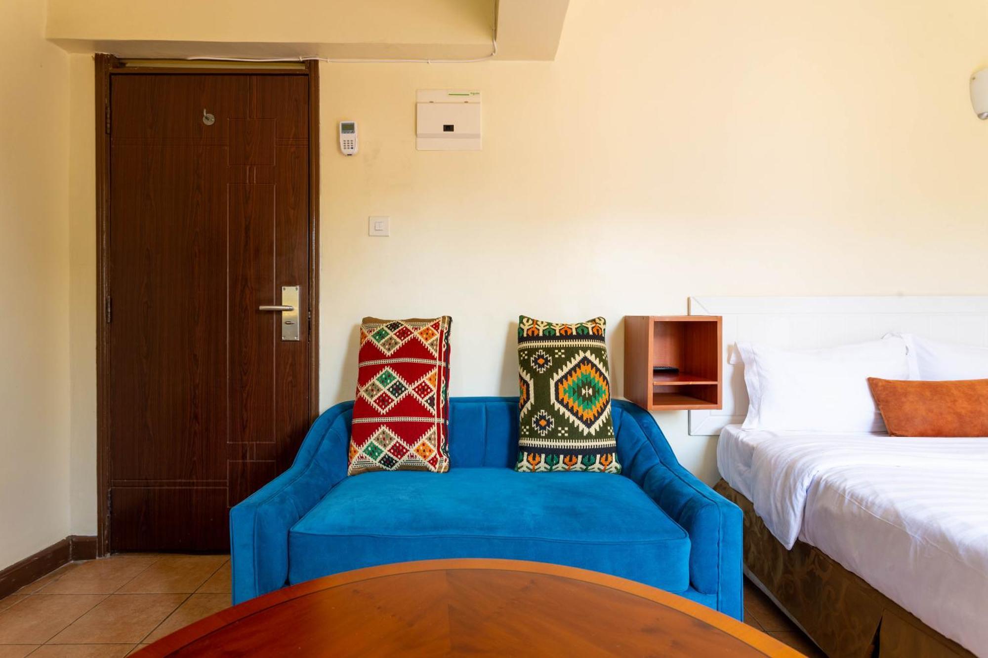 City View With Rooftop Pool - Studio Nairobi Exterior photo